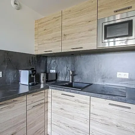 Cosy, 500m Pole International Du Cheval アパート ドーヴィル