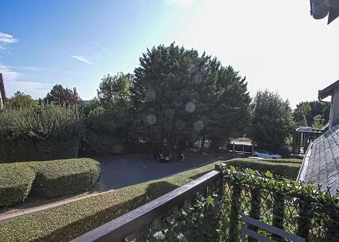 Cosy, 500m Pole International Du Cheval Apartmán *