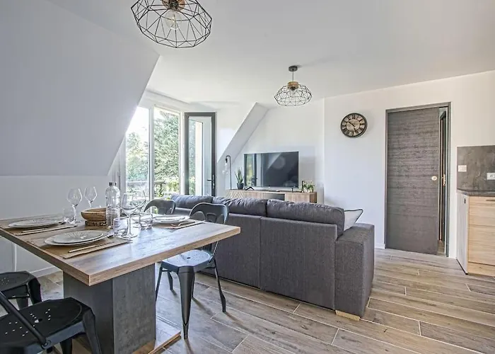 Cosy, 500m Pole International Du Cheval Apartamento